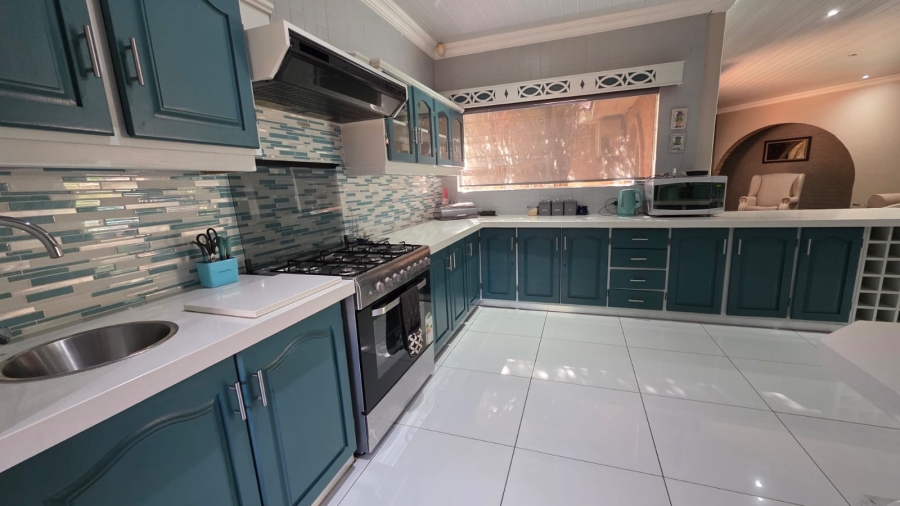 3 Bedroom Property for Sale in Wilkoppies North West